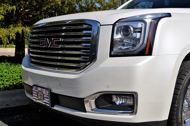 Front bumper of a white car